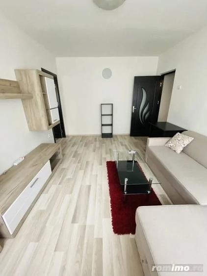 Apartament cu 2 camere decomandat în Obor