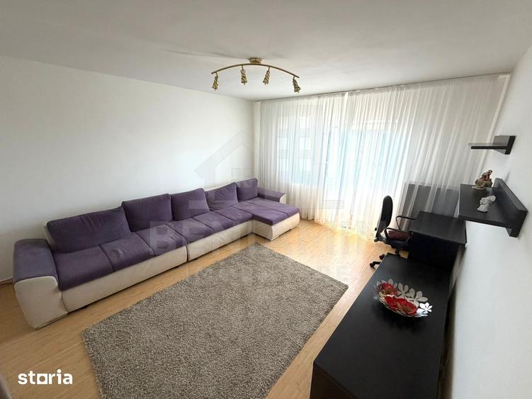 Apartament cu 3 camere decomandat în Brazda lui Novac