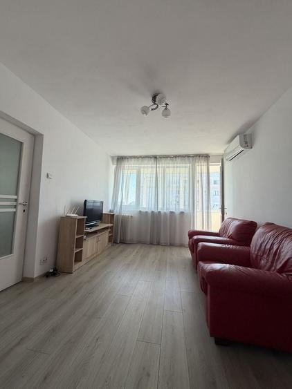 Apartament cu 2 camere semidecomandat în Muncii