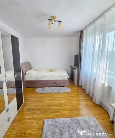 Apartament cu 2 camere semidecomandat în Bună Ziua
