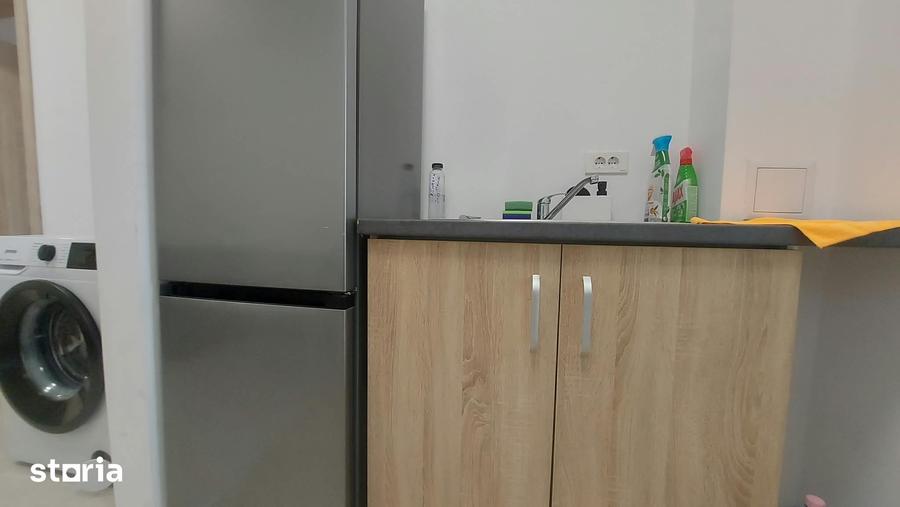 Apartament cu 2 camere în Apărătorii Patriei