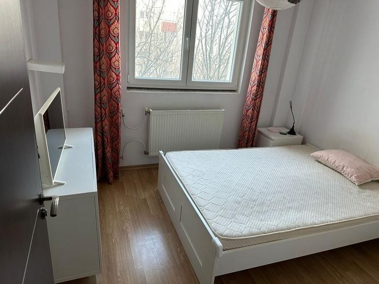Apartament cu 2 camere decomandat în Exterior Vest