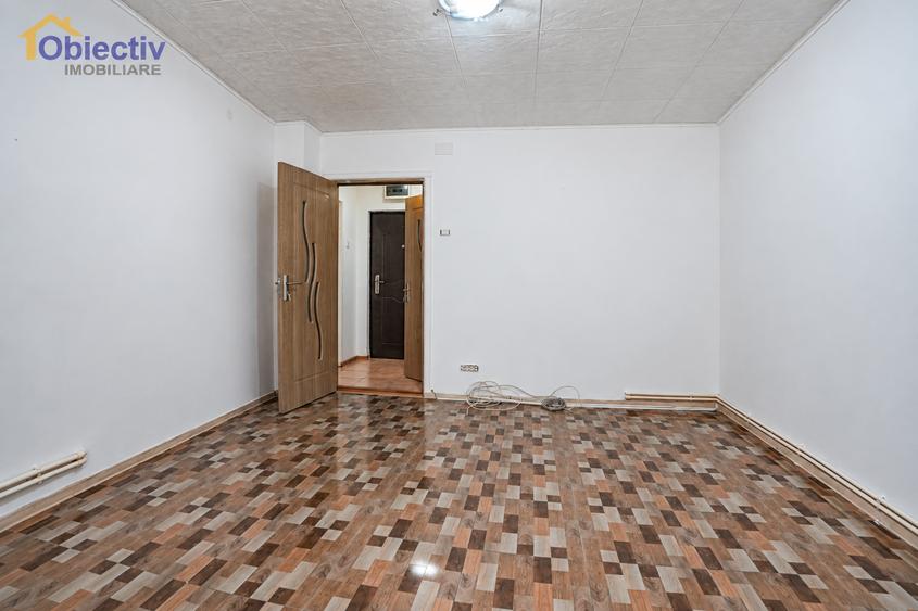 Garsonieră decomandată în Mărăței