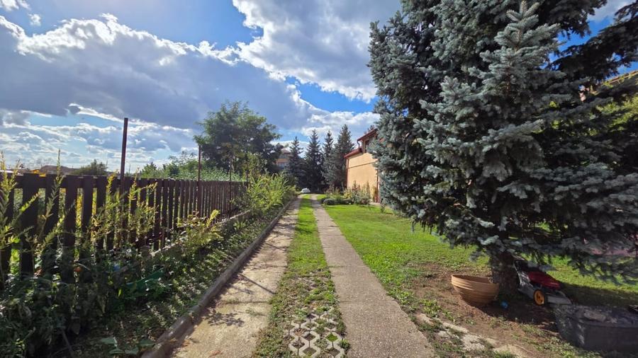 Casă individuală cu 4 camere cu Garaj în Lucian Blaga