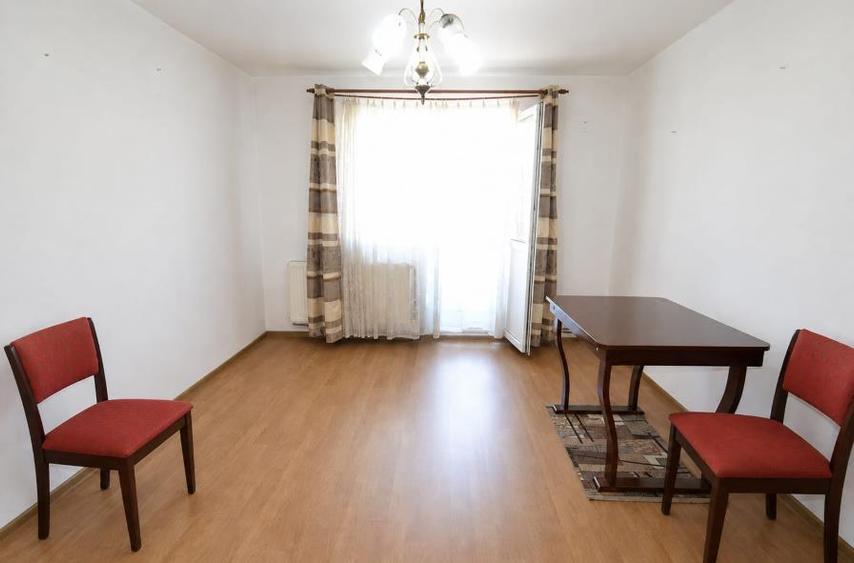 Apartament cu 2 camere semidecomandat în Astra