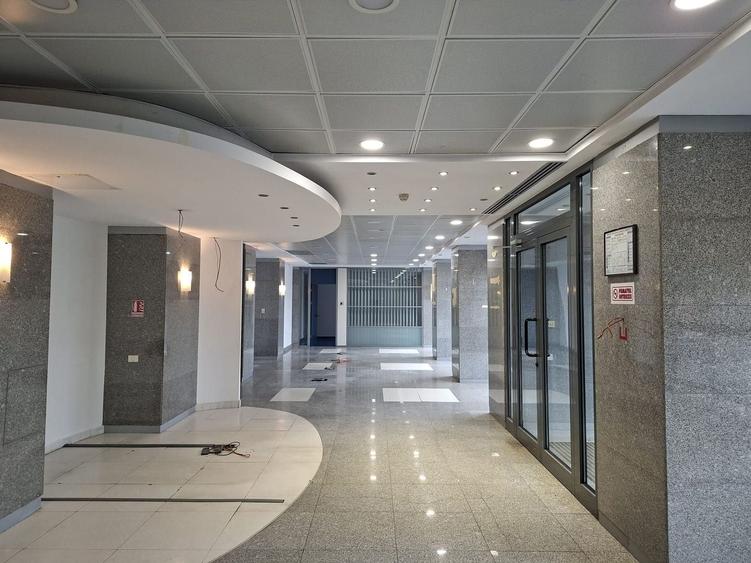 Spațiu comercial, de 320 mp, în Ștefan cel Mare