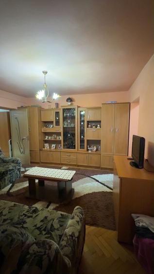 Apartament cu 2 camere nedecomandat în Central