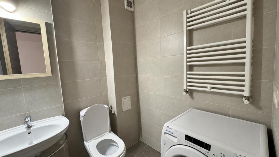 Apartament cu 2 camere nedecomandat în Central
