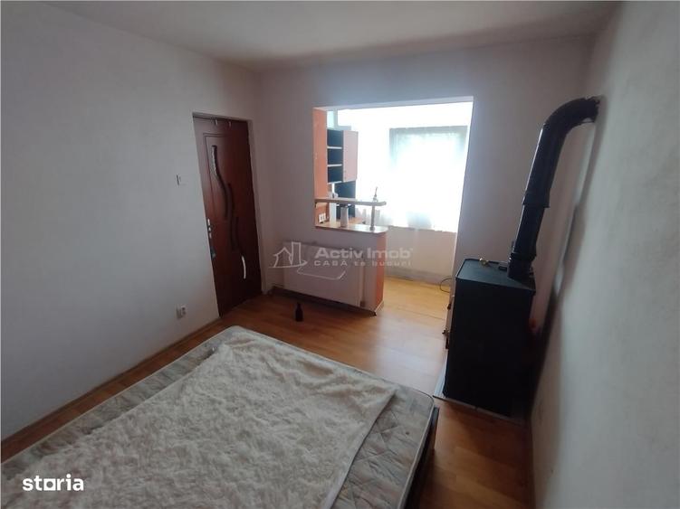 Apartament cu 2 camere, mobilat în Oravița