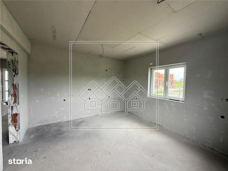 Casa tip duplex in Mohu, 4 camere, 145 mp utili, teren 195 mp - 5