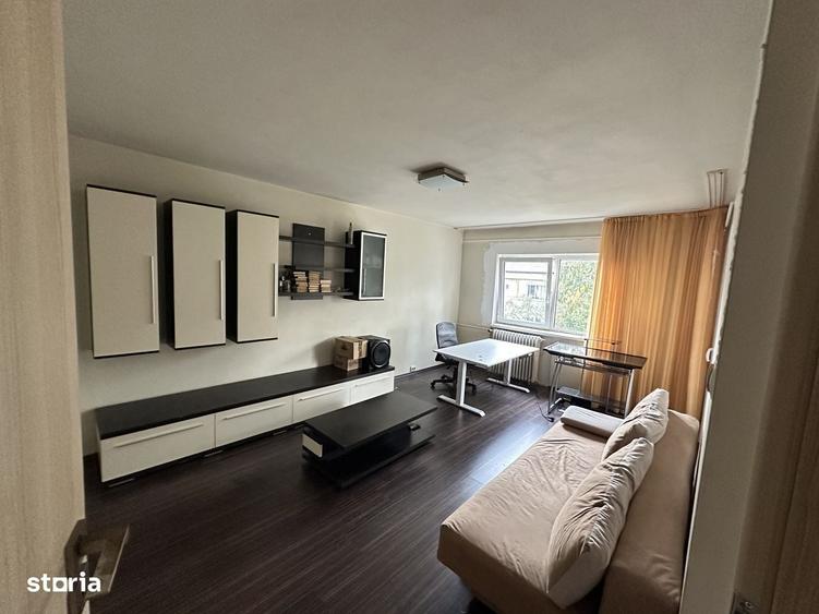 Apartament cu 2 camere decomandat în Rogerius
