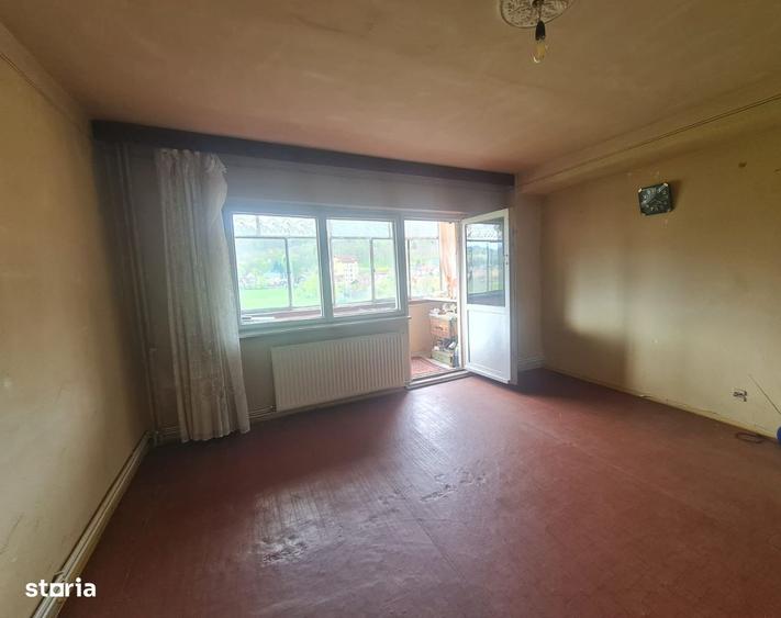 Apartament cu 2 camere semidecomandat în Noua