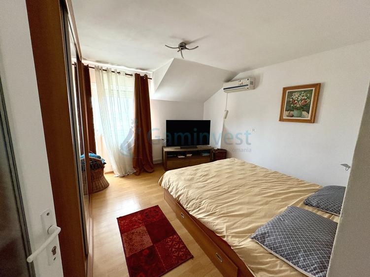 Casă individuală cu 4 camere cu Canalizare în Sântandrei