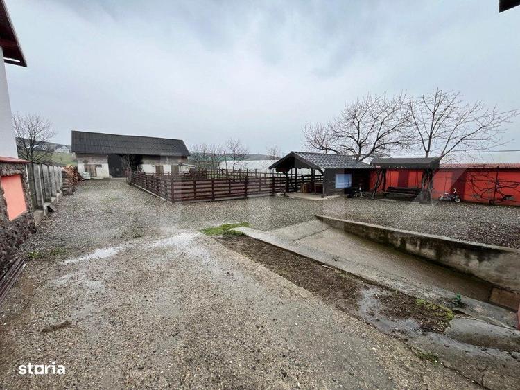 Casă cu 4 camere în Cepari