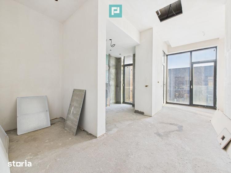 Apartament cu 4 camere în Tei