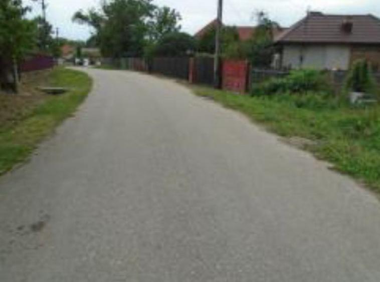Teren de 196 mp, în Călinești