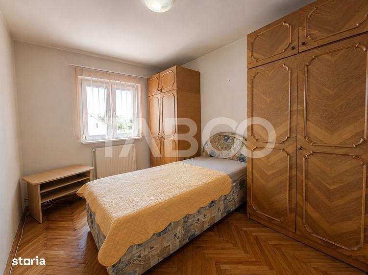 Apartament cu 3 camere decomandat în Terezian