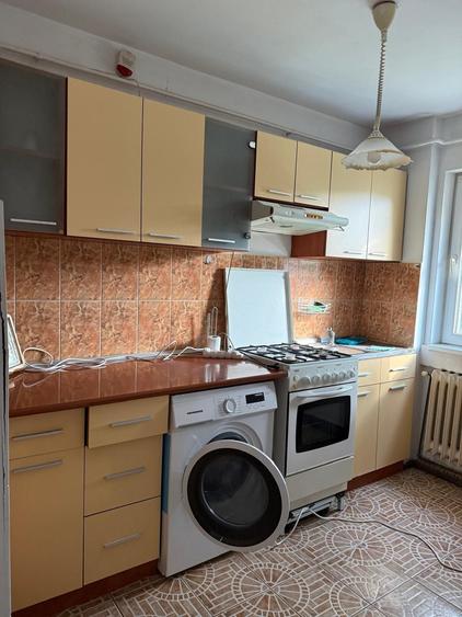 Apartament cu 2 camere semidecomandat în Exterior Vest