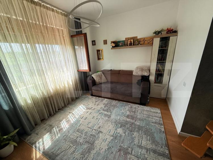 Casă individuală cu 4 camere cu Canalizare în Lunca Calnicului