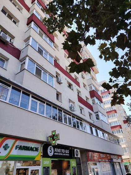 Apartament cu 3 camere în Runcu