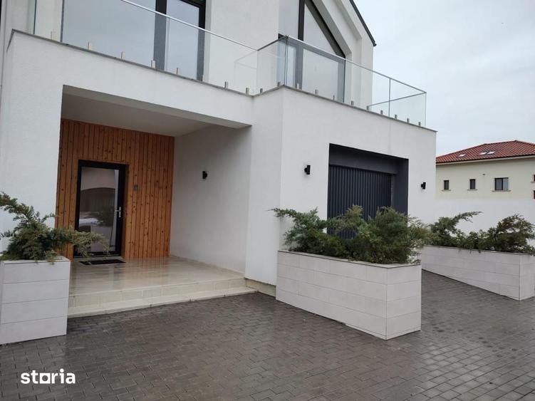 Casă cu 4 camere cu Teren 572 Mp în Corbeanca