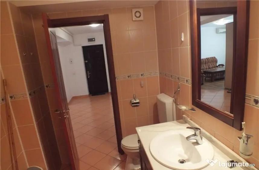 Apartament cu 2 camere decomandat în Vitan