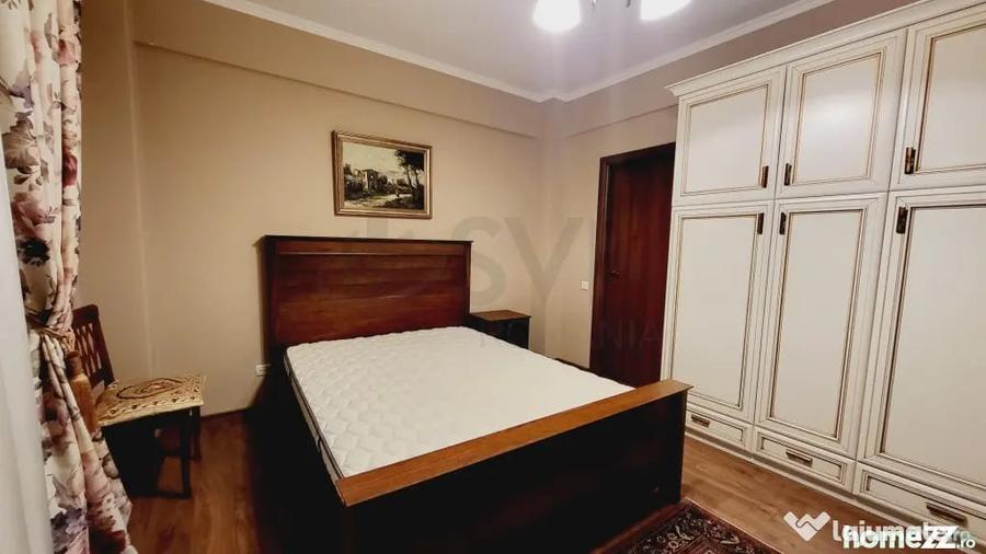 Apartament cu 2 camere semidecomandat în Turda