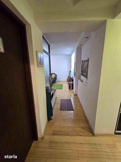 Apartament cu 2 camere decomandat în Valea Ialomiței