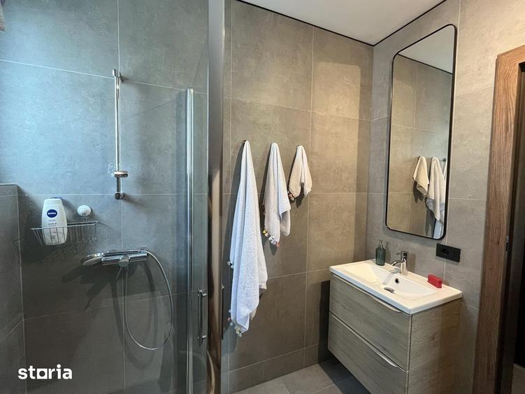 Casă cu 3 camere cu Teren 500 Mp în Tunari