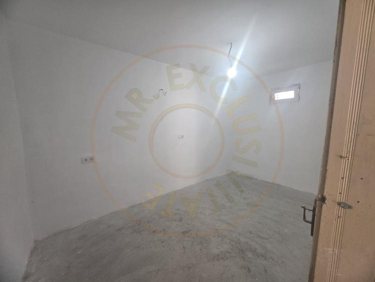 Casă individuală cu 2 camere cu Teren 7350 Mp în Valea Vinului