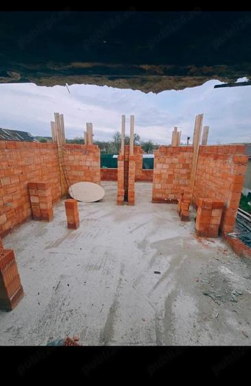 Casă cu 3 camere cu Teren 240 Mp în Suceagu