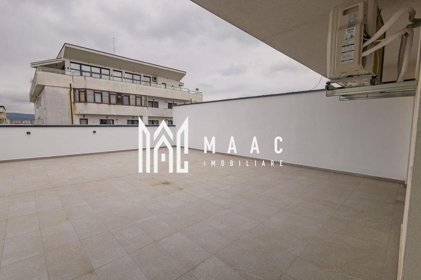 Apartament cu 4 camere decomandat în Mihai Viteazul