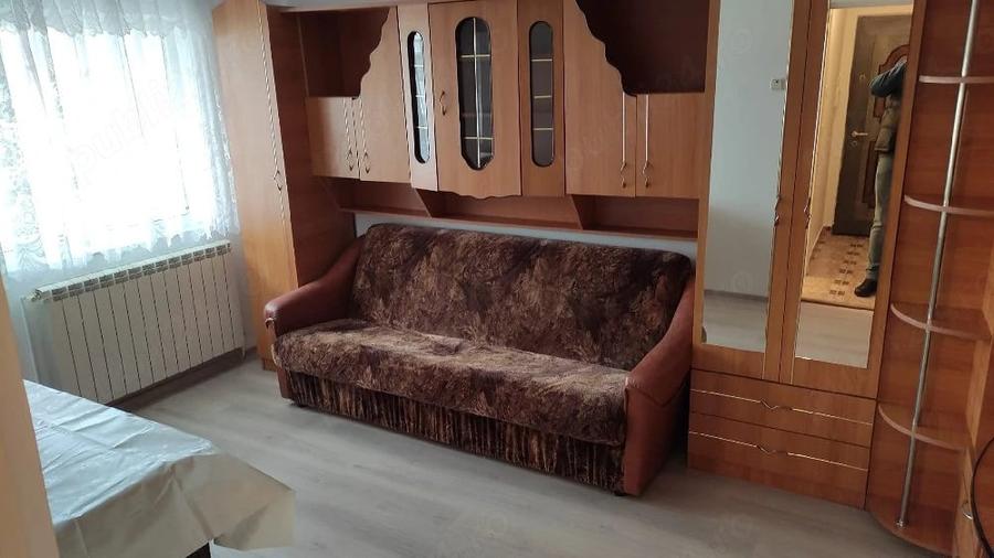 Garsonieră decomandată în Progresul