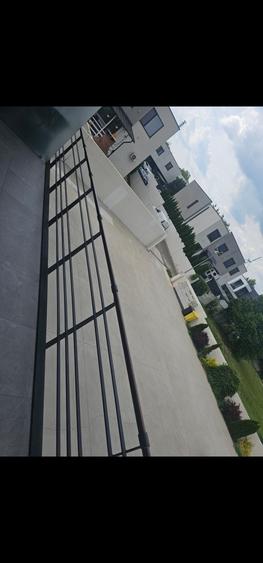 Apartament cu 2 camere semidecomandat în Costi