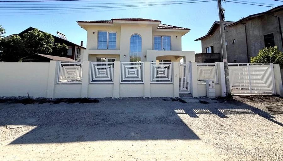 Casă cu Teren 500 Mp în Central