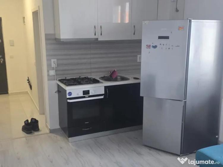 Apartament cu 2 camere semidecomandat în Chiajna