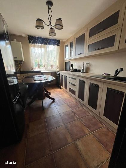 Apartament renovat complet, 69 mp, etaj 8 Zona Semiluna, Darmanest - 13