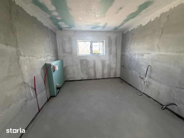 Casă cu 5 camere decomandat cu Teren 586 Mp în Slătioara