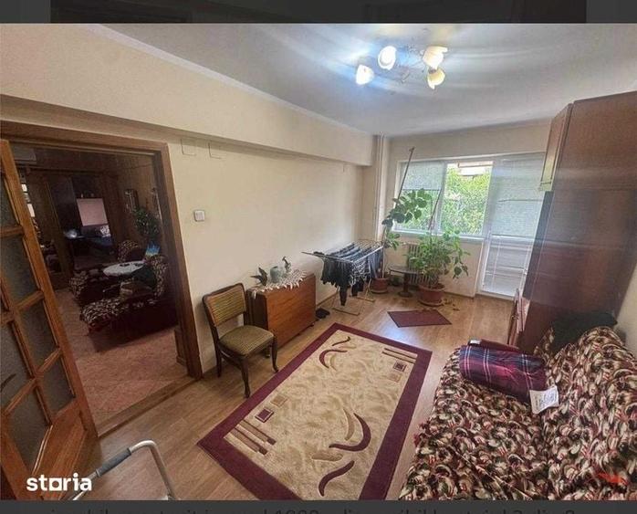 Vanzare apartamen 3 camere - 2