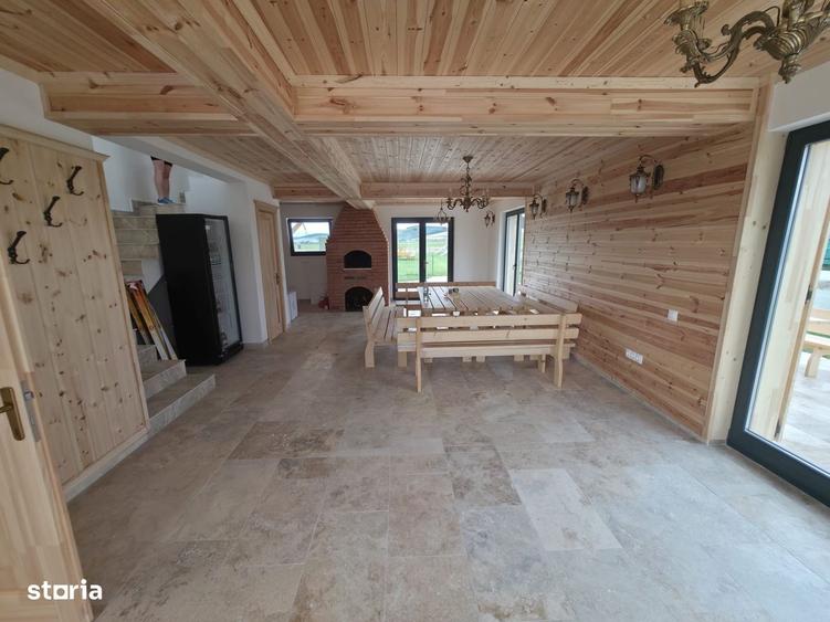 Casă cu 4 camere în Sângeorgiu de Mureș