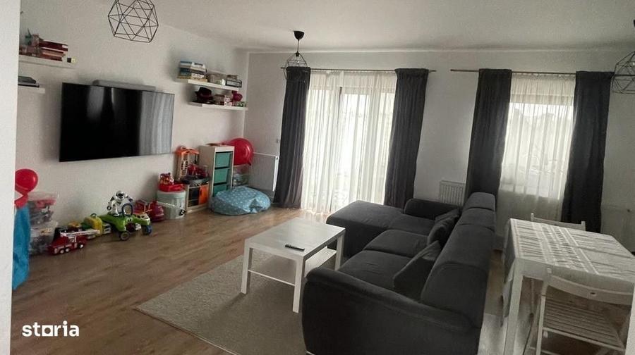 Casă cu 4 camere în Central