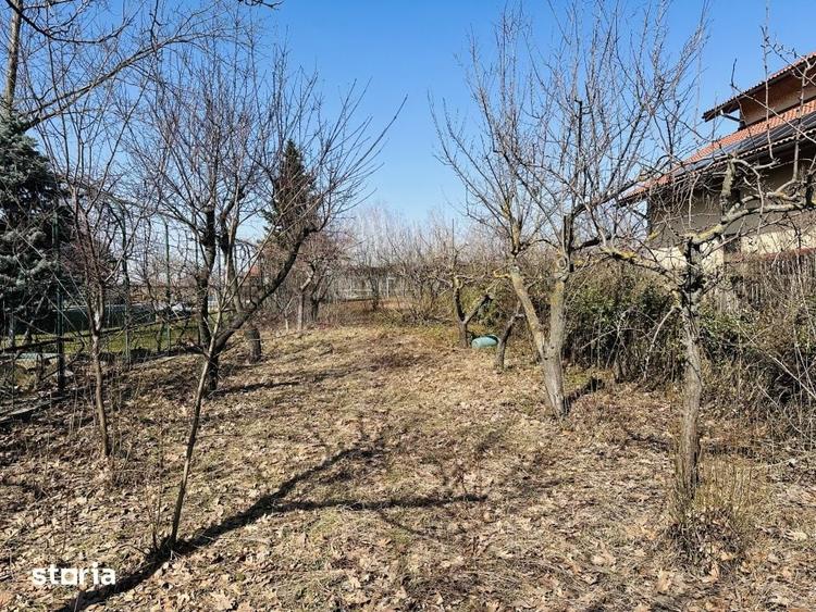 Casă cu 7 camere cu Teren 2500 Mp în Chiajna