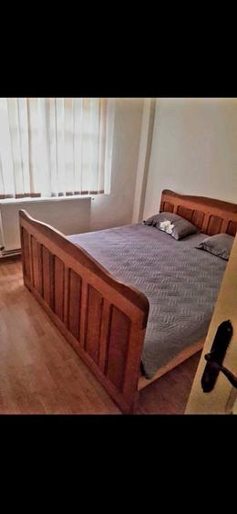 Apartament cu 3 camere decomandat în Coman