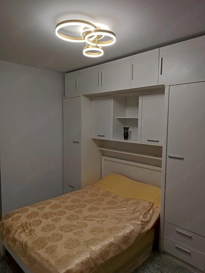 Apartament cu 2 camere decomandat în Roșu