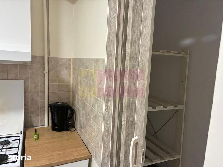 Garsonieră decomandată în Dorobanți