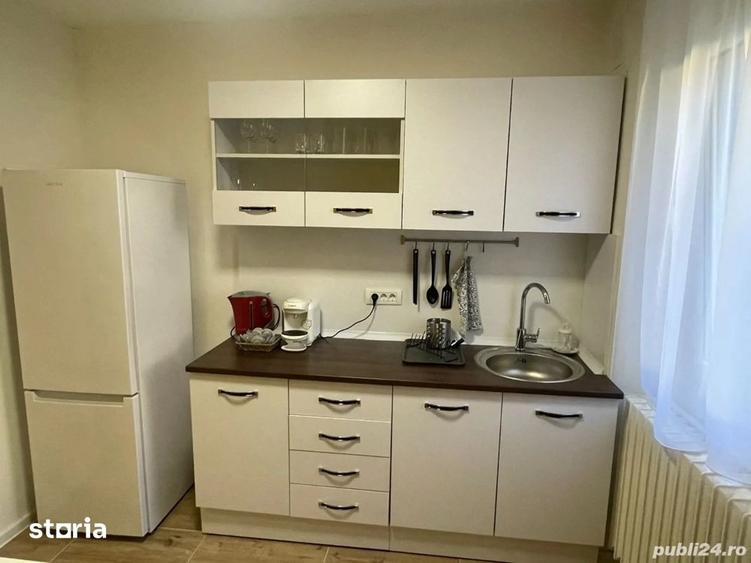 Apartament cu 2 camere semidecomandat, mobilat în Tipografilor