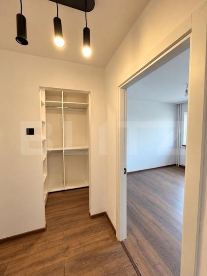 Apartament cu 3 camere decomandat, mobilat în Ultracentral