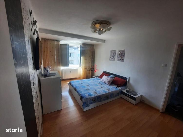 Apartament cu 2 camere decomandat în Costin Georgian