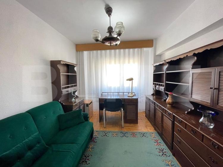 Apartament cu 3 camere decomandat, mobilat în Mărăști
