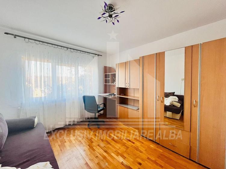 Apartament cu 2 camere decomandat, mobilat în Ampoi 3